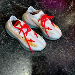 Adidas yeezy kids 4.5